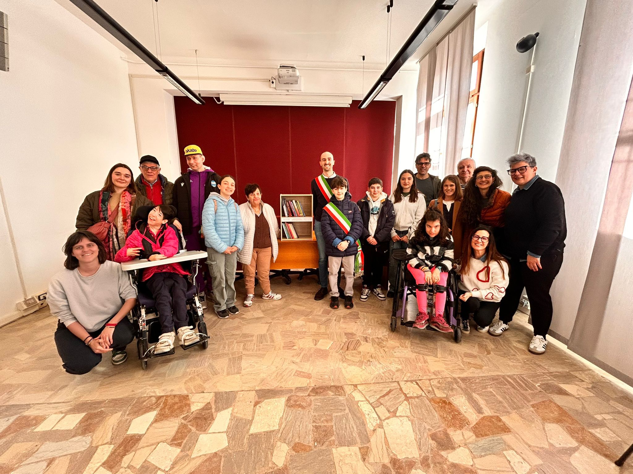 Libri in giro, la terza casetta dei libri in Comune a Castelmassa